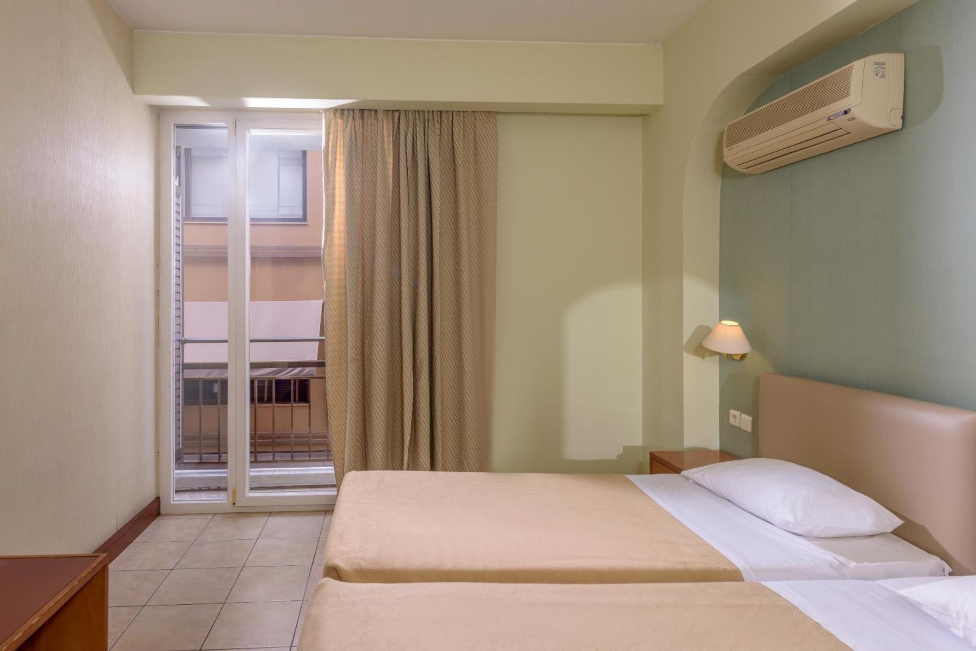 El Greco Hotel Heraklion  Bagian luar foto